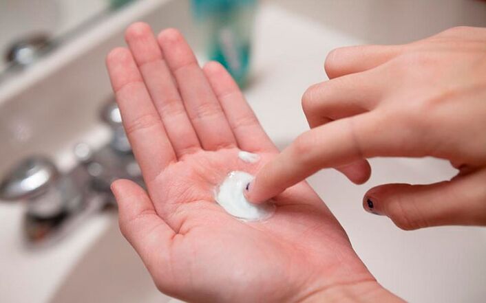 soda scrub pikeun pembesaran sirit